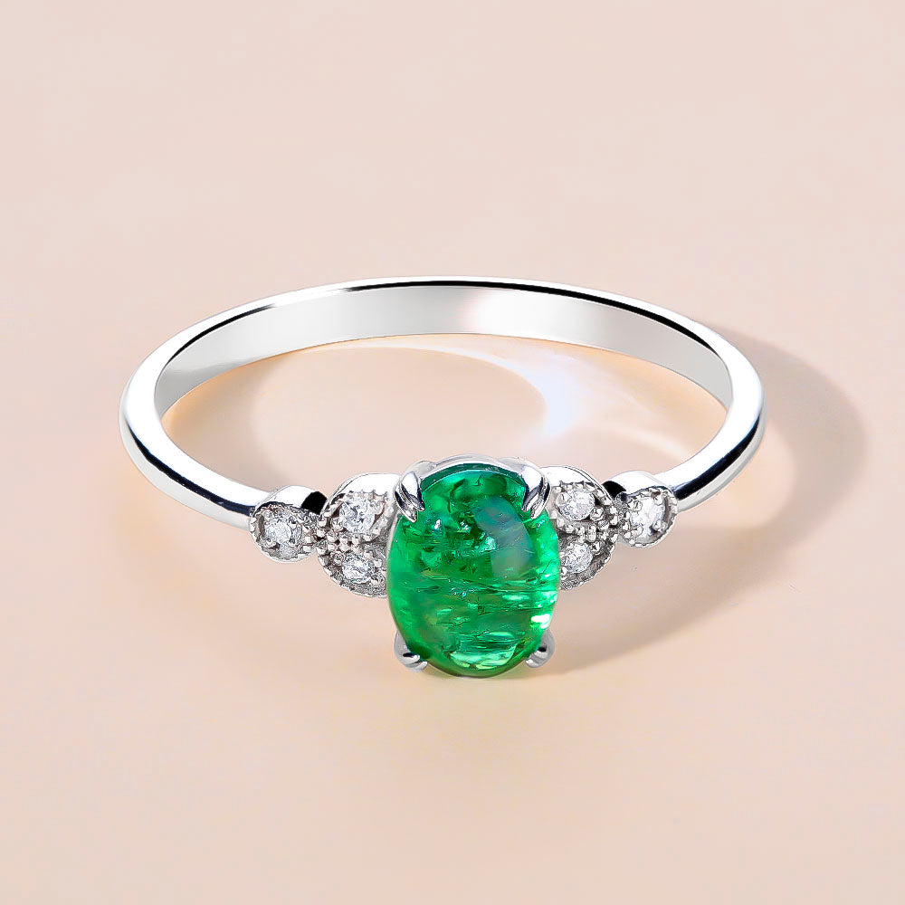 Diamond emerald ring