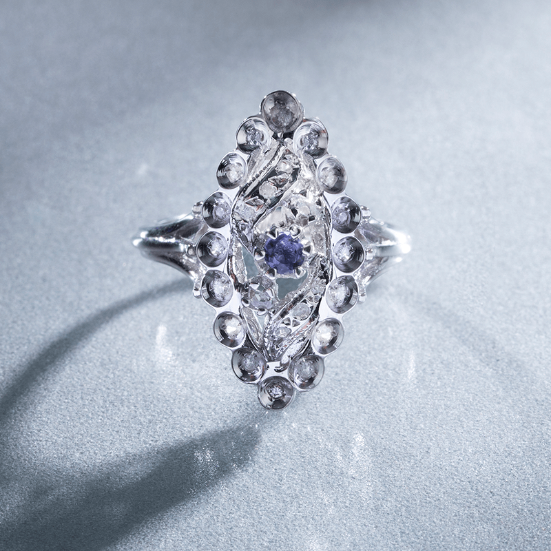 Stape Sapphire Ring with Diamond