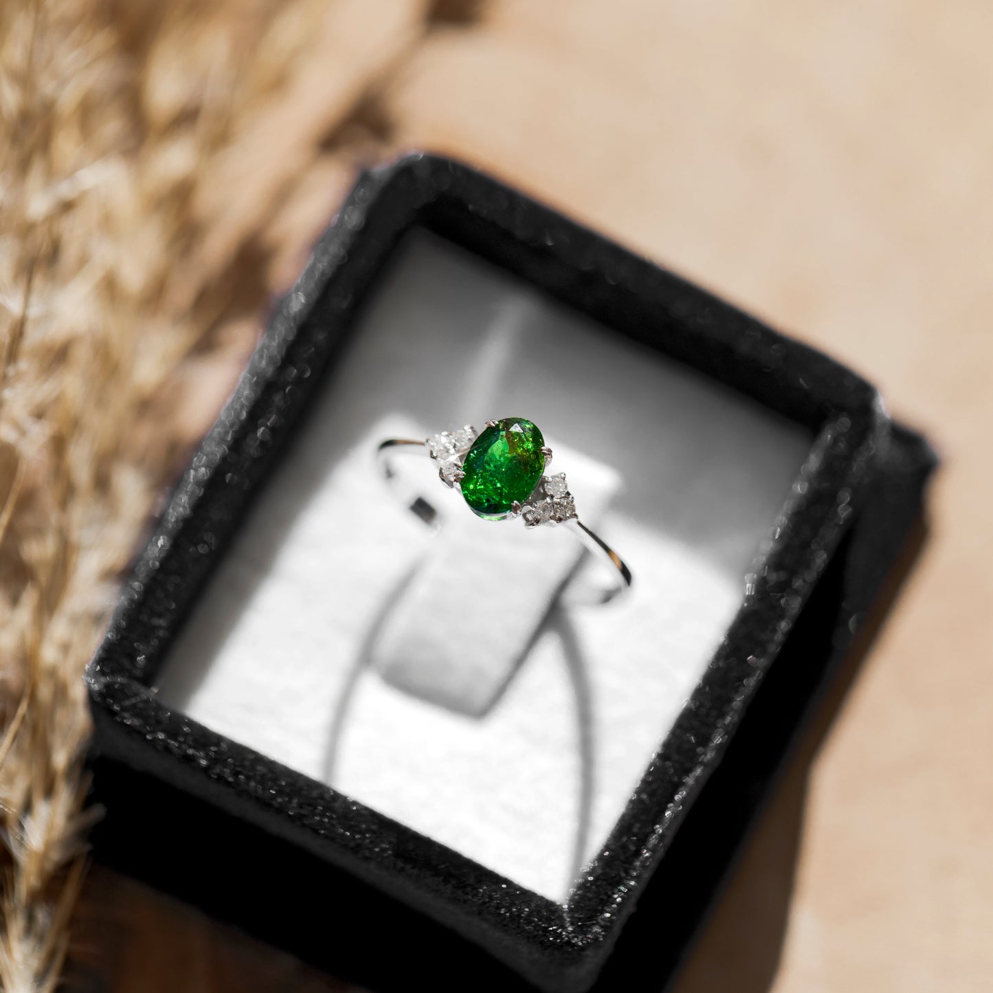 14K diamond emerald ring