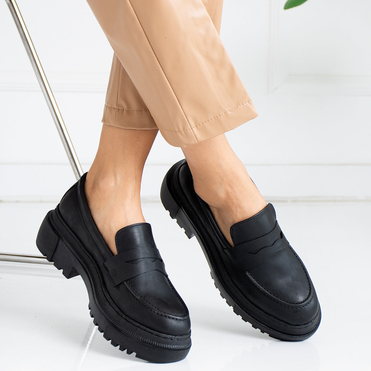 Black Skin Loafer Women's Shoes