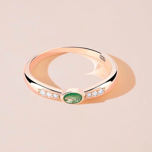 Diamond emerald ring