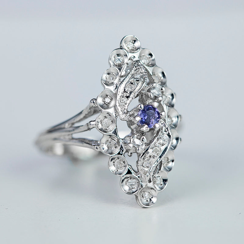 Stape Sapphire Ring with Diamond