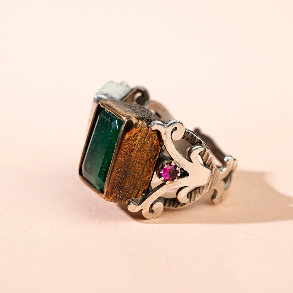 925 carat authentic ring