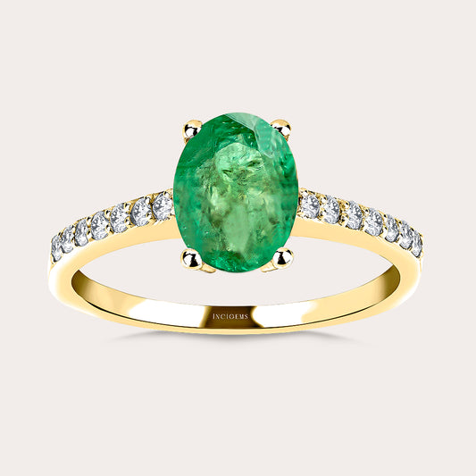 Solitaire emerald ring